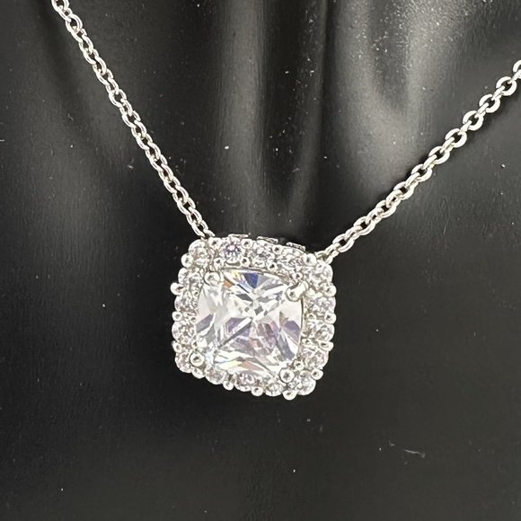 White Topaz Earring and Pendant Necklace Set - Cushion Cut  - Just Shines! - Picture 7 of 11